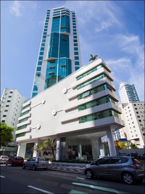 Apartamento no Edifício Cartagena em Balneário Camboriú - SC 