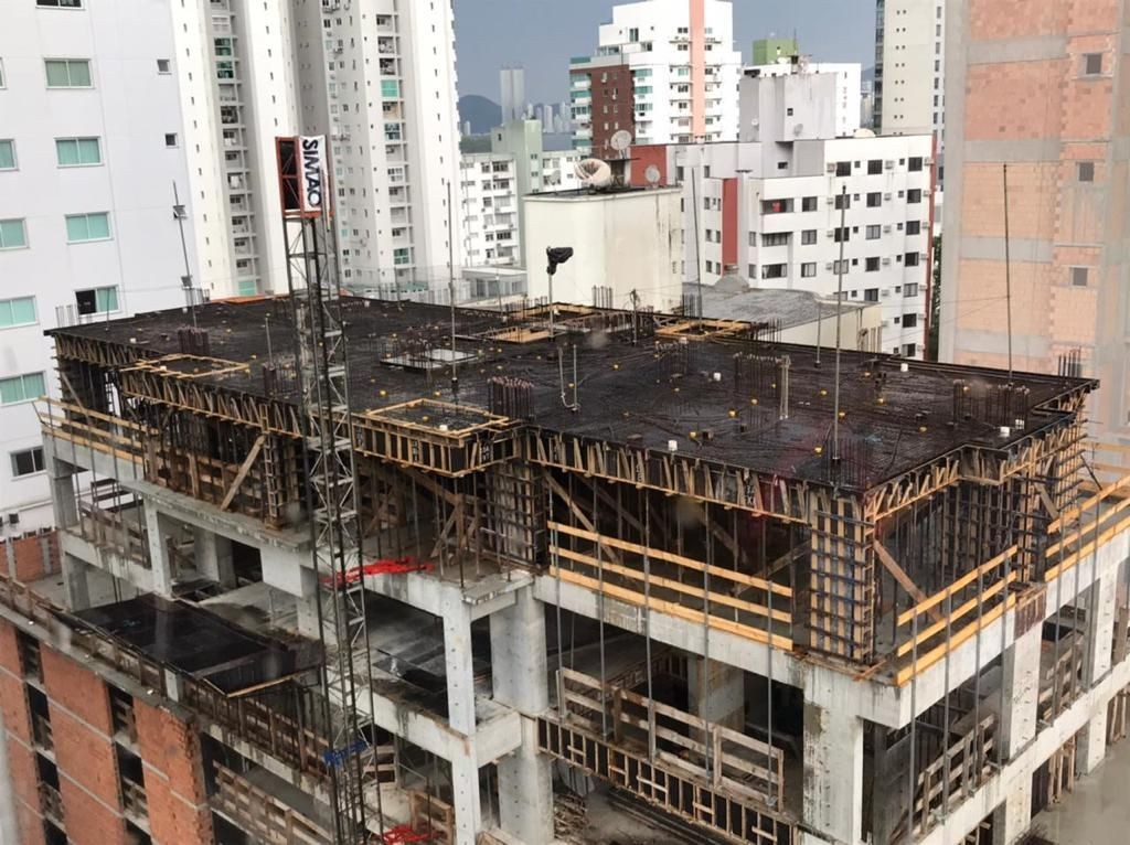 Cobertura Duplex  no Edifício Riomaggiore Residenze em Balneário  Camboriú - SC 