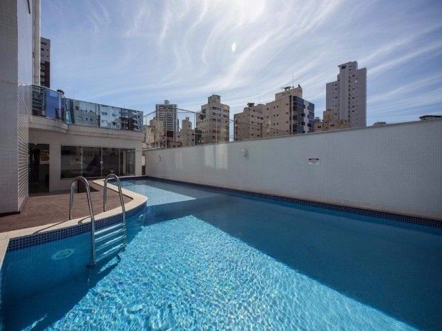 Apartamento Altíssimo Padrão com 3 Suítes Sendo 1 Master Com Hidro Localizado em Balneário Camboriú -SC
