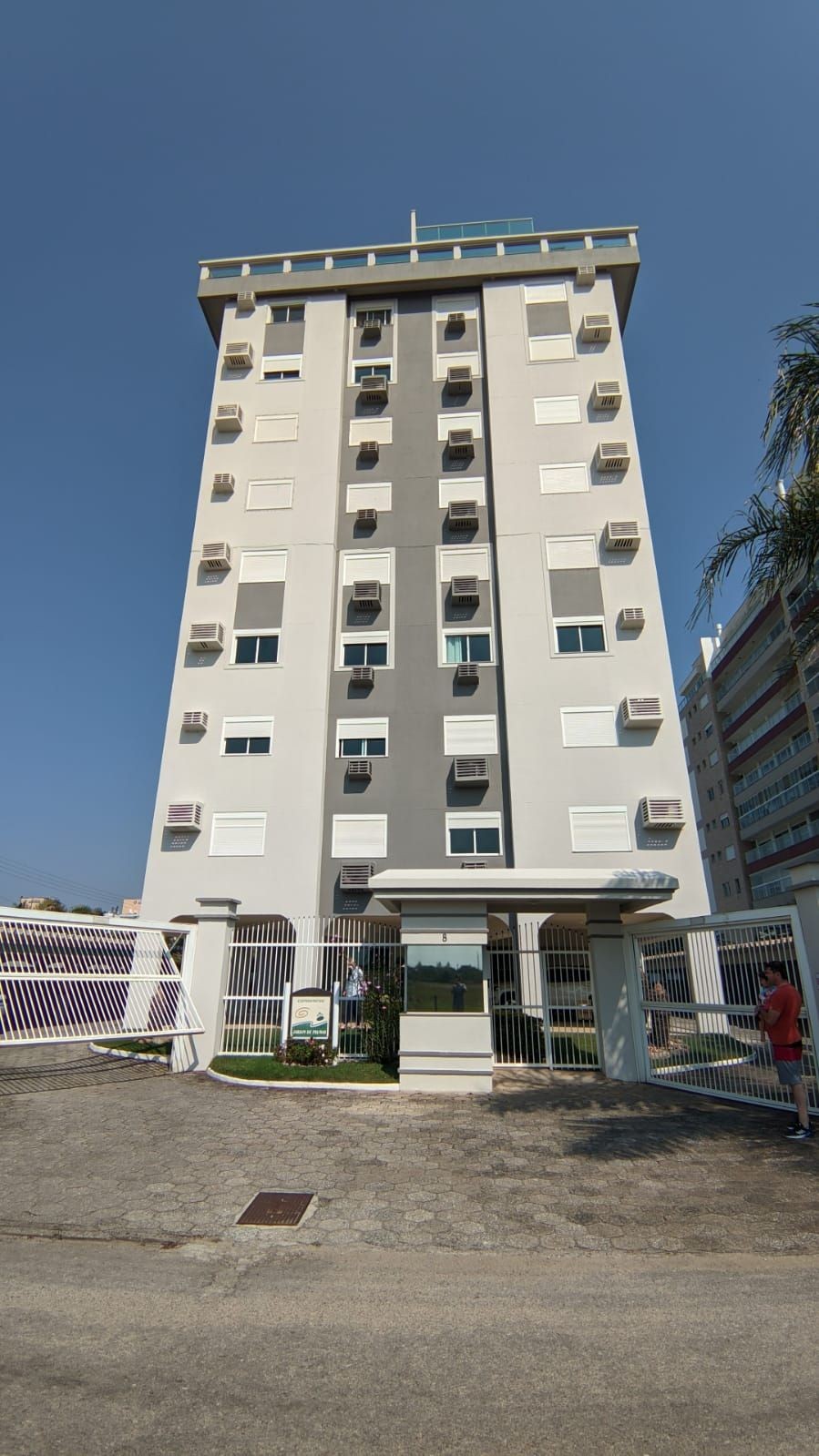 Cobertura Duplex mobiliada no Edifício Jardim de Palmas Residencial em Governador Celso Ramos-SC