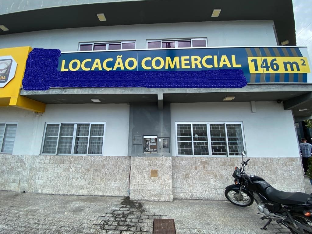 Sala para Locação Comercial - 2º Pavimento no Centro em Balneário Camboriú 