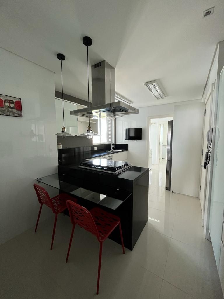 Apartamento Mobiliado e Decorado no Edifício Diamond Hill em Balneário Camboriú-SC