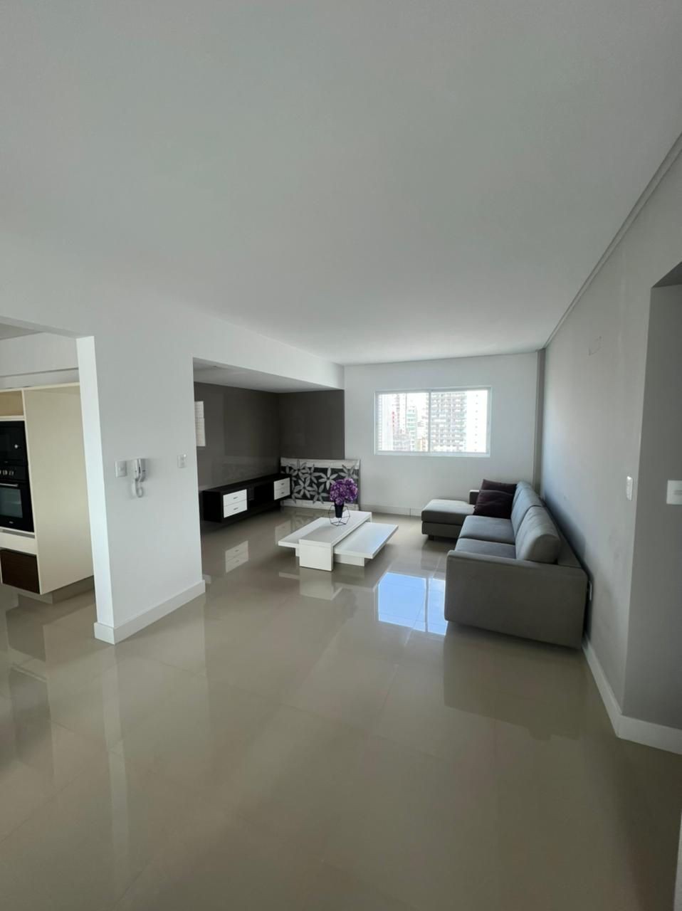 Apartamento Semi-Mobiliado no Edifício Mandala Residence  em Balneário Camboriú-SC