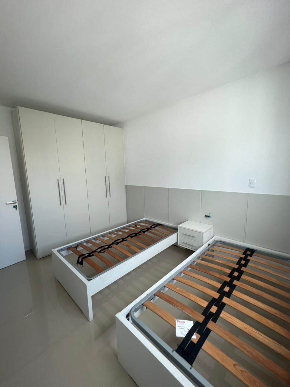 Apartamento Semi-Mobiliado no Edifício Mandala Residence  em Balneário Camboriú-SC