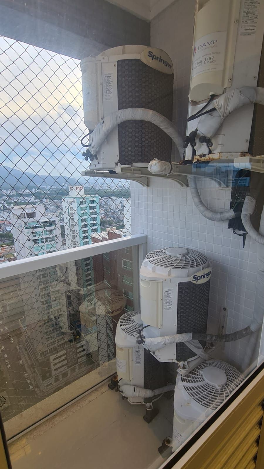 Apartamento Altíssimo Padrão com 3 Suítes Sendo 1 Master Com Hidro Localizado em Balneário Camboriú -SC