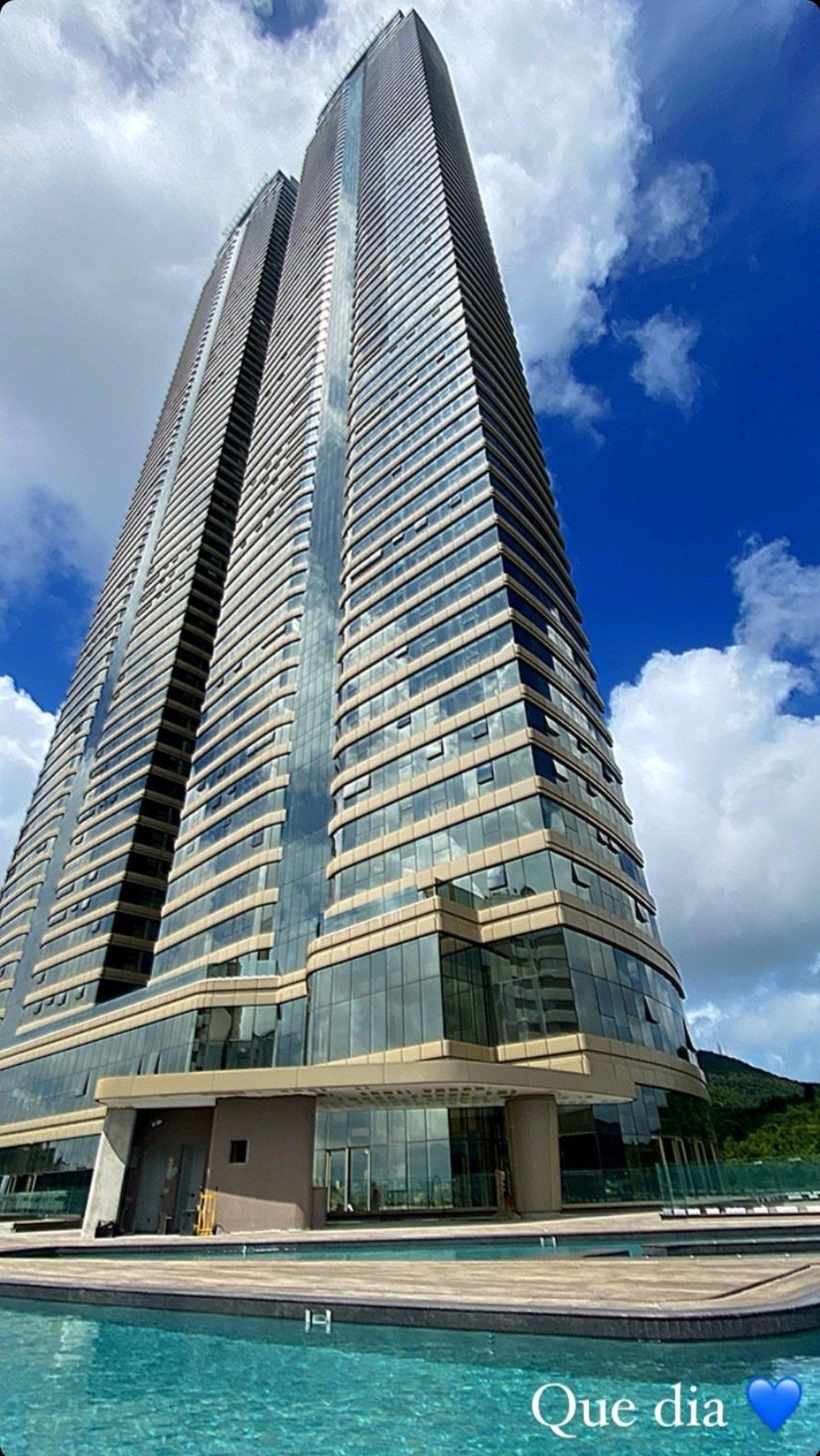 Apartamento Na Torre II Final II No Maior Empreendimento da América Latina em Balneário Camboriú-SC