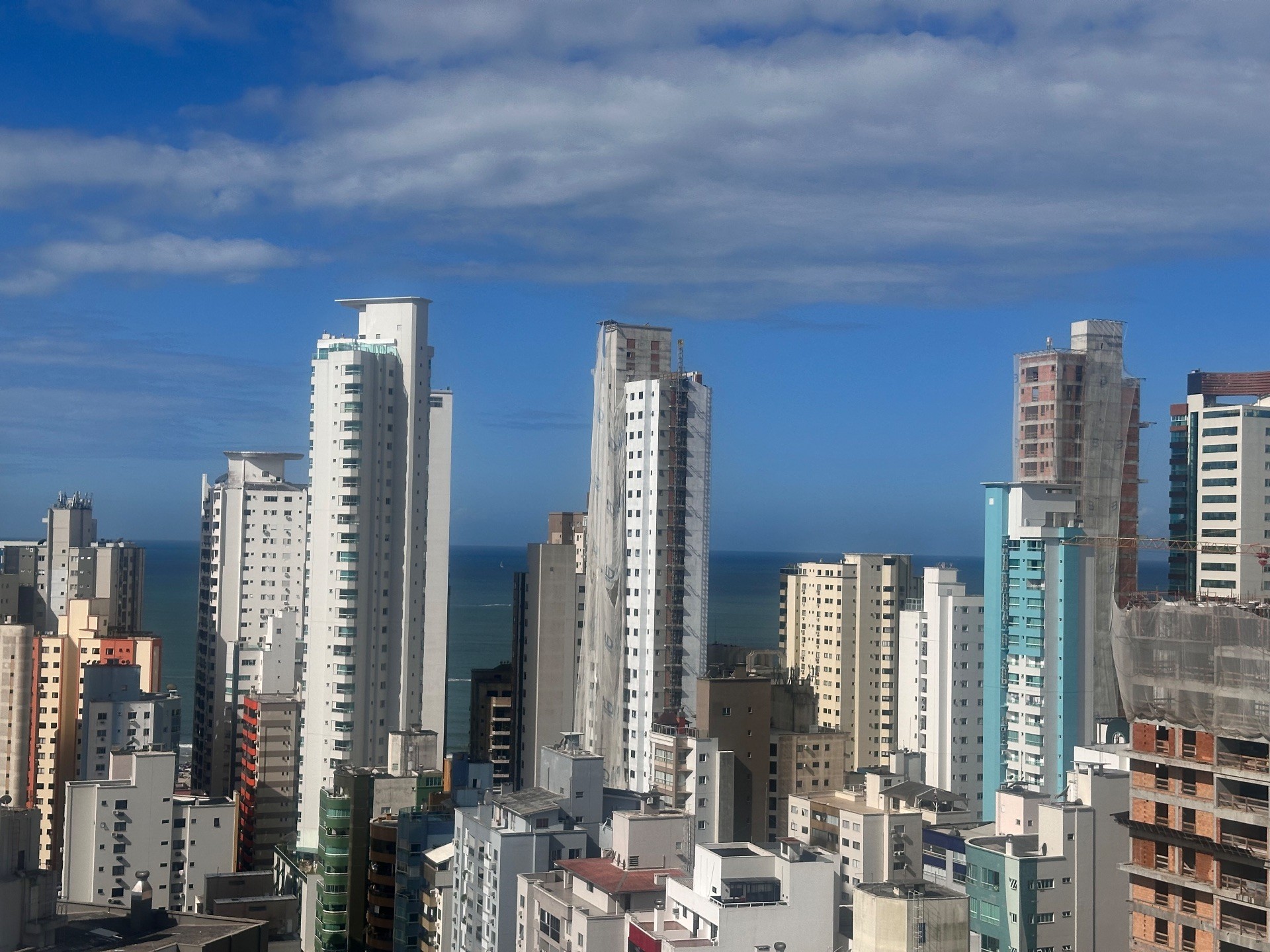 Oportunidade!! Apartamento Alto Padrão com 3 Suítes Na Barra Sul em Balneário Camboriú - SC