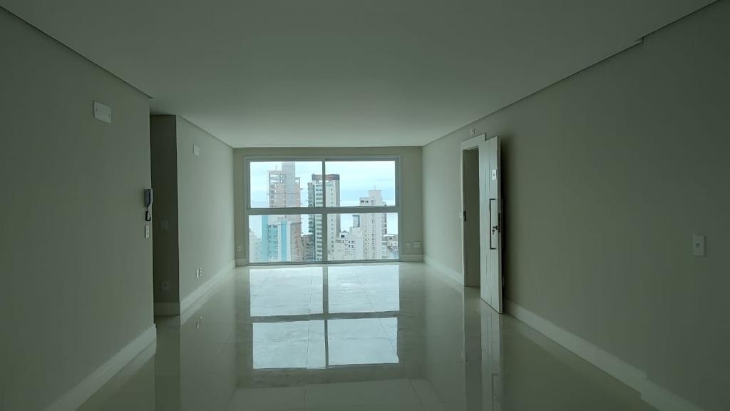 Oportunidade!! Apartamento Alto Padrão com 3 Suítes, 02 vagas Na Barra Sul em Balneário Camboriú - SC